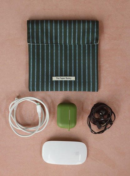 Regular Pocket Pouch (Streaks Green)