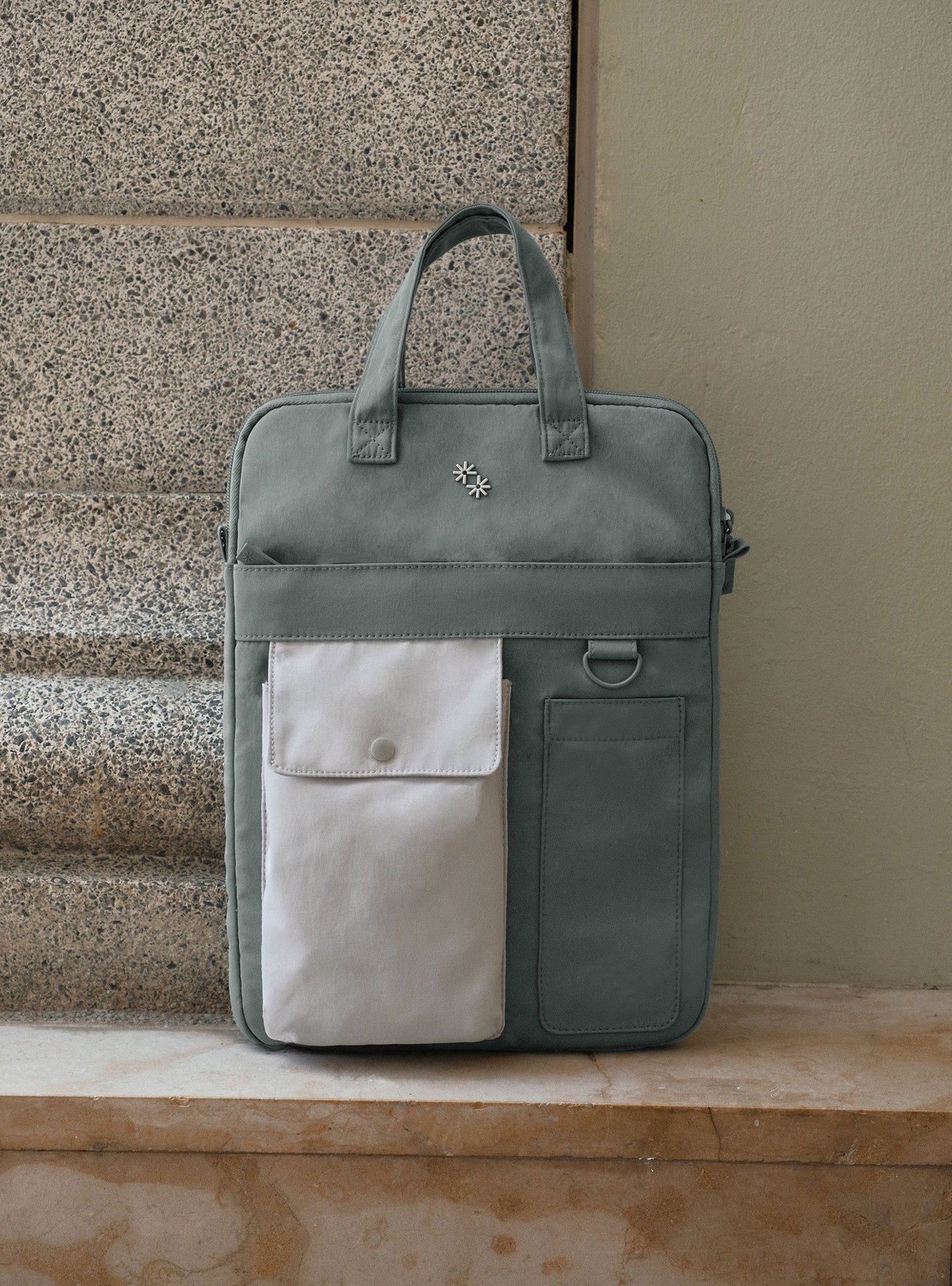 Utility Laptop Bag 15 (Recraft Planet)
