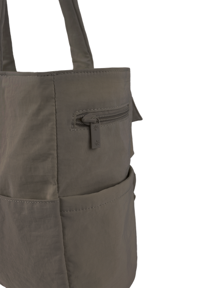 Reversible Multi-Pocket Tote (Husk)