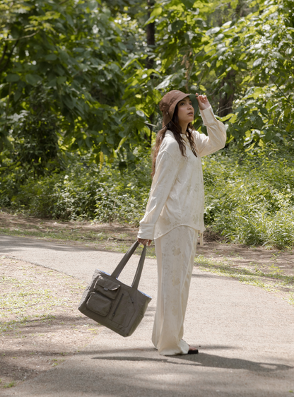 Reversible Multi-Pocket Tote (Husk)