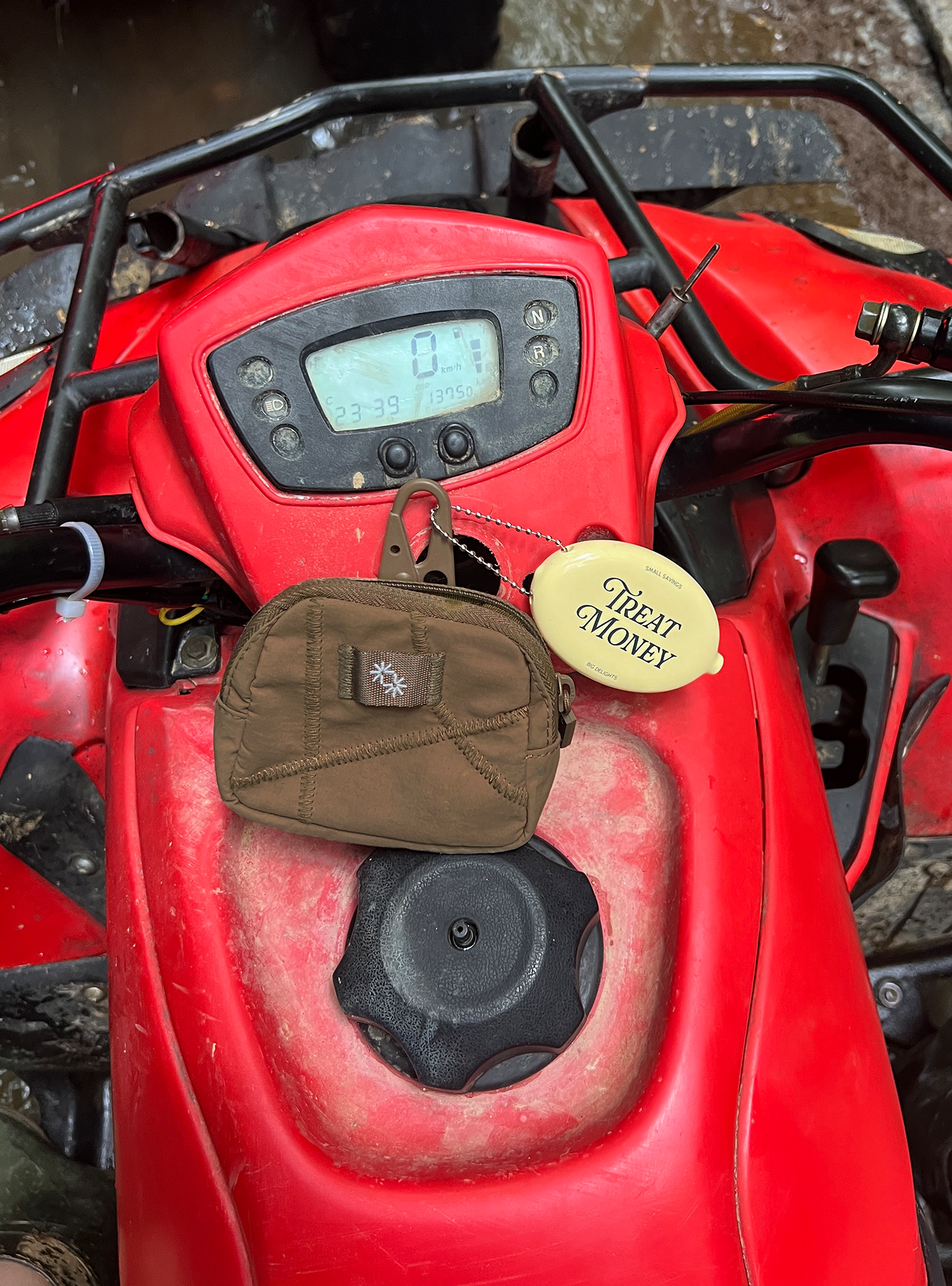 Mini Utility Pack Charm (Khaki)