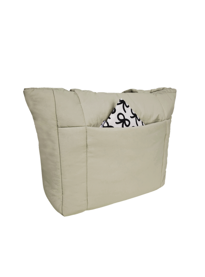 Puffer Shopper (Rivet)