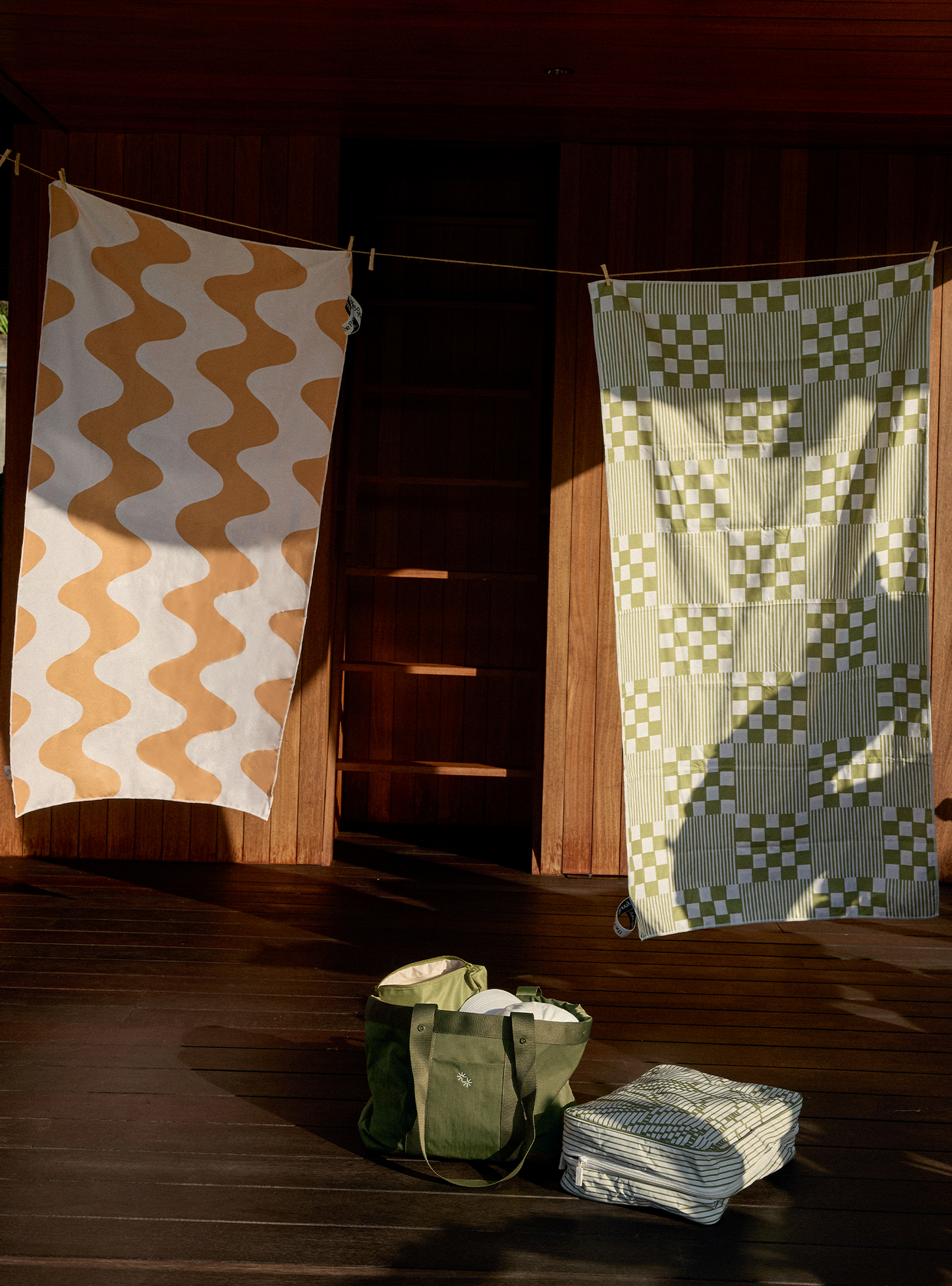 Travel Towel (Solara Honey)